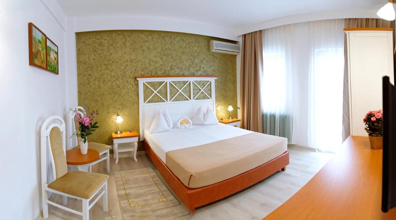 Hotel Albatros Mamaia Εξωτερικό φωτογραφία